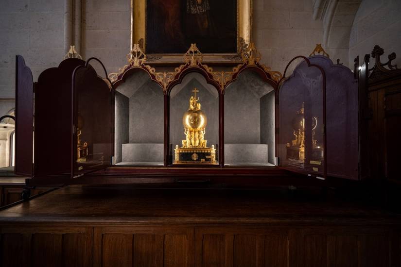 Les objets sacrés du trésor reviennent à Notre-Dame de Paris © DRAC Île-de-France - Nicolas Thouvenin