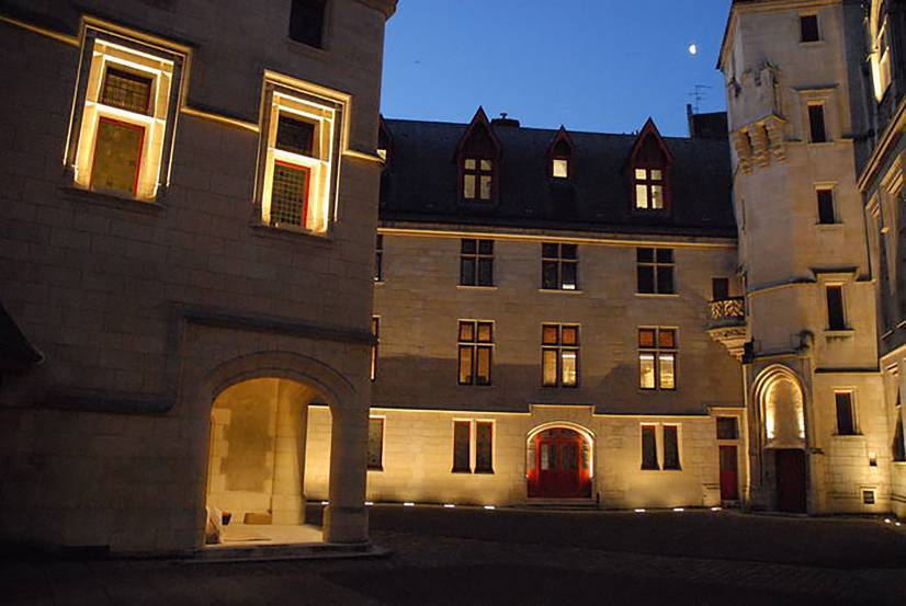 Bibliothèque Forney