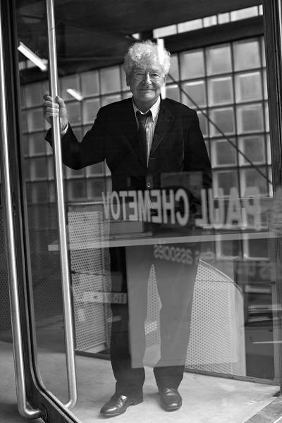 Paul_Chemetov_1_©_Brigitte_Lacombe-site.jpg