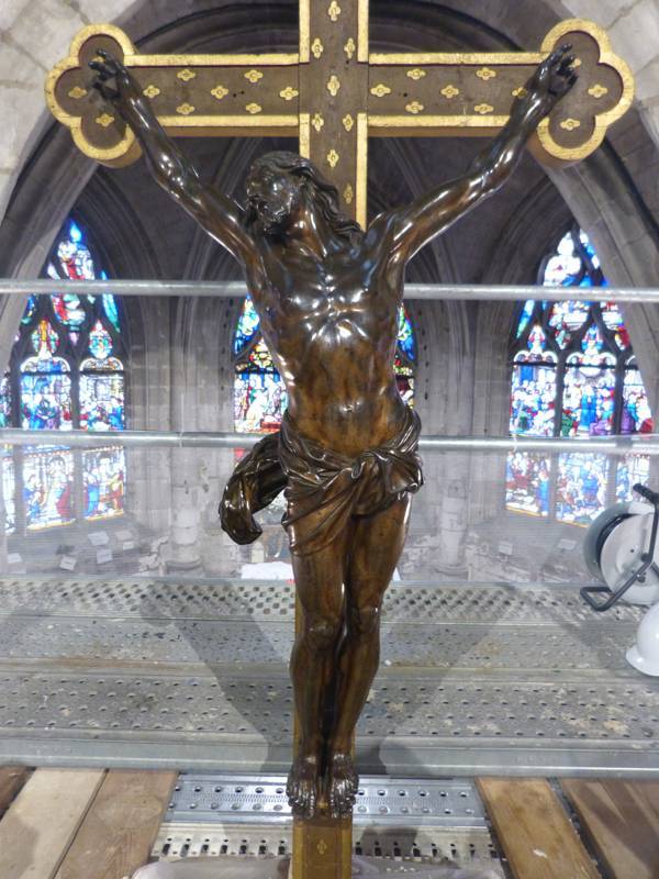 Christ en croix (XVIIe s., H = 130 ; la = 90), attribué à François Girardon, église Saint-Rémy de Troyes, après restauration © Emilie Malassenet