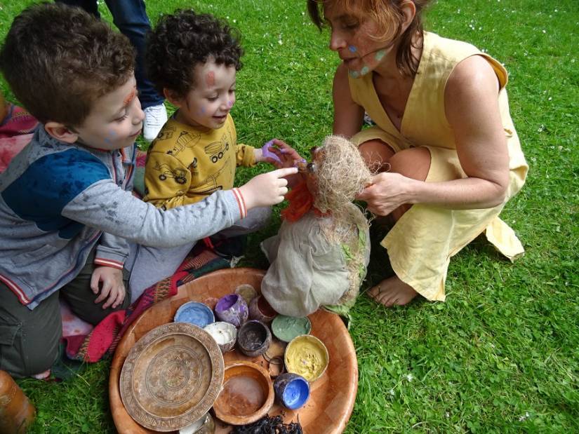 Rencontre artistico-ludiques avec le vivant - Émilie Pachot, associée à Marion Loraillère - au parc départemental George-Valbon La Courneuve © un neuf trois Soleil !