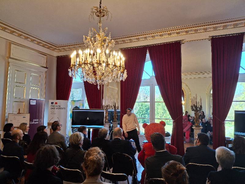 Signature d'une convention Caravelle dans les Vosges
