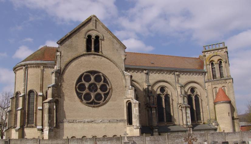 Saint-Dizier (Haute-Marne) : église Saint-Charles-Borromée de Marnaval, façade sud vers est