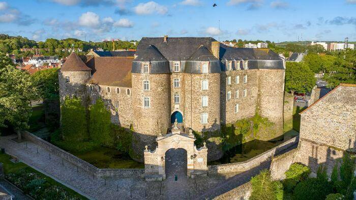 Photo du château de Comtal, vu de haut