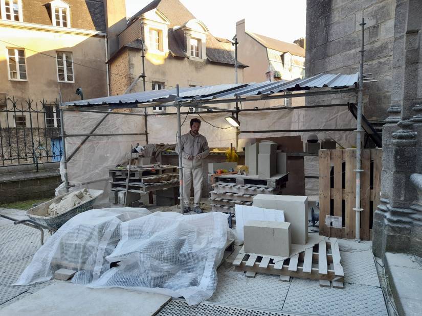 Chantier de la cathédrale de Vannes Crédit entreprise Lefevre.jpg