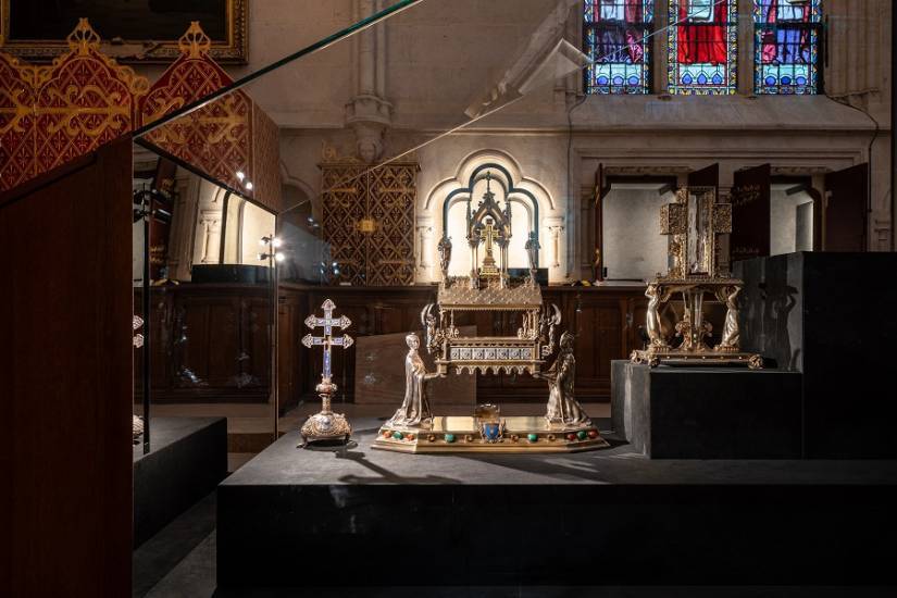 Les objets sacrés du trésor reviennent à Notre-Dame de Paris © DRAC Île-de-France - Nicolas Thouvenin