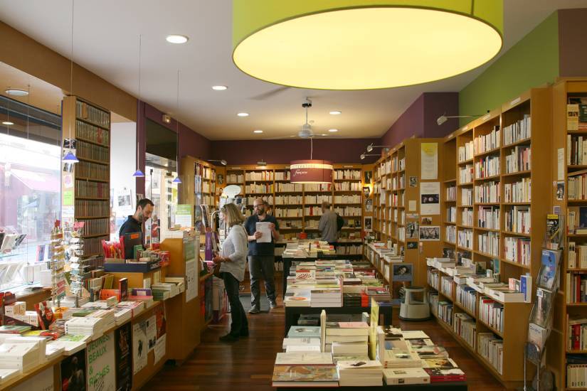 intérieur de la librairie