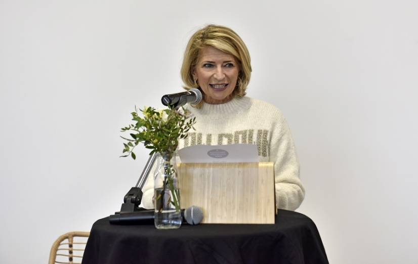 Béatrice LE COUTURIER, présidente du Fonds régional d’art contemporain (FRAC) Île-de-France pour la Journée professionnelle annuelle de TRAM : Accessibles ? Accueillir, programmer, travailler avec des personnes en situation de handicap, organisée le 15 novembre 2024 aux Réserves du FRAC d’Île-de-France à Romainville. TRAM FRAC IDF © Ph. Lebruman 2024