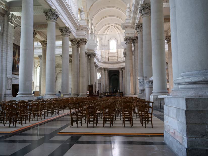 Intérieur de la Cathédrale Notre-Dame de l’Assomption et Saint Vaast