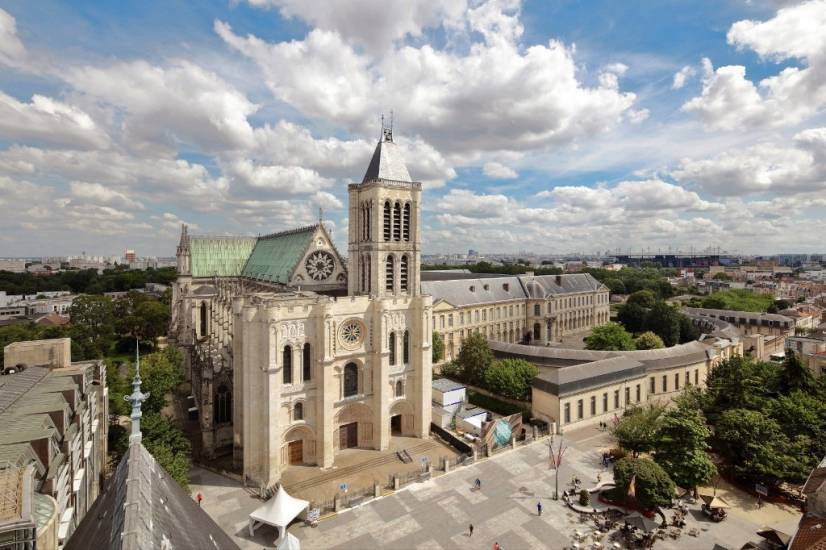 SAINT-DENIS-BASILIQUE-MANUEL-COHEN-VIA-AFP2.jpg