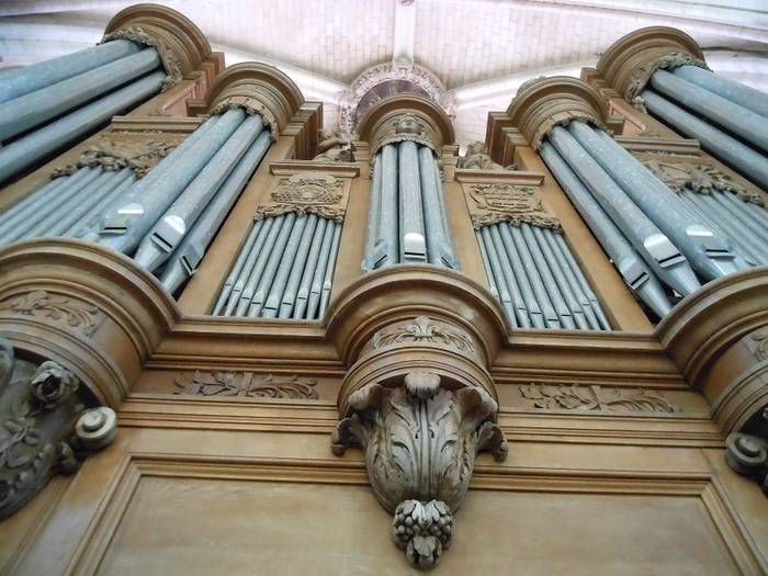 Le grand orgue de la cathédrale de Laon, qui date de la fin du XVIIe siècle.