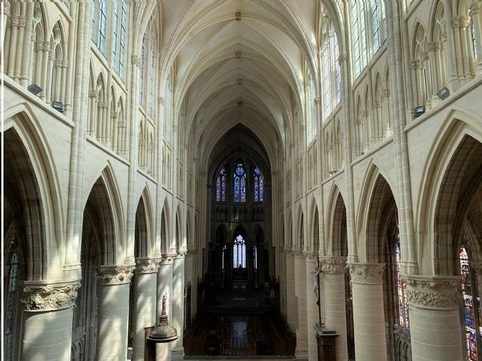 chalons_cathedrale.jpg