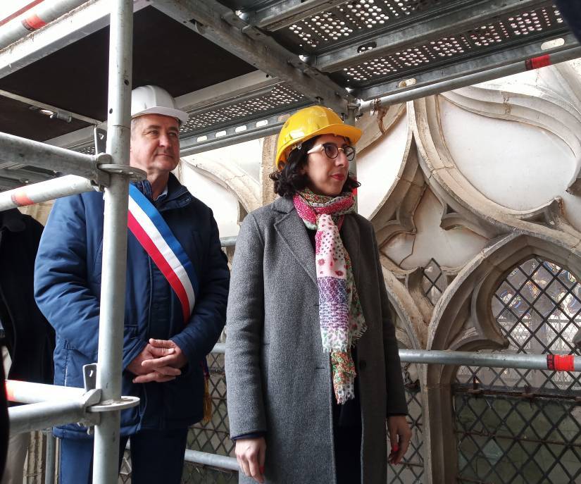PUB_DRAC HAUTS-DE-FRANCE - ministre de la culture à Notre Dame d'Amiens et St Antoine de Conty -11 avril 2023- sécurité cathé (9).jpg