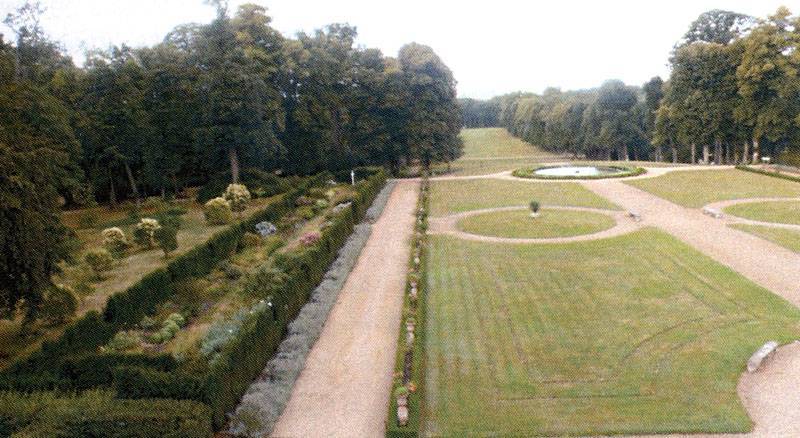 Parterre du château de Thoiry © Paul de la Panouse