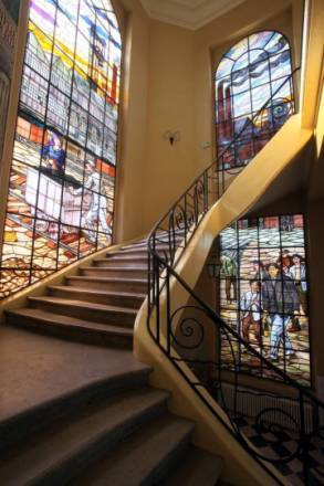 Photo de l'intérieur de l'Hôtel de ville de Bruay-la-Buissière