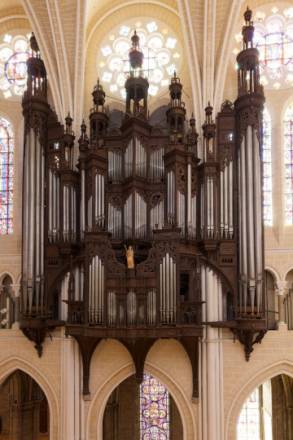 CVL orgue KT Chartres avant.jpg