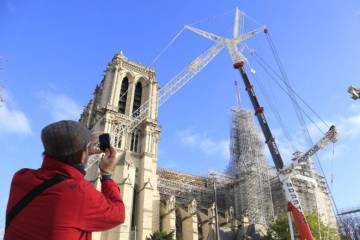 NOTRE-DAME-QUENTIN-DE-GROEVE-HANS-LUCAS-VIA-AFP.jpg