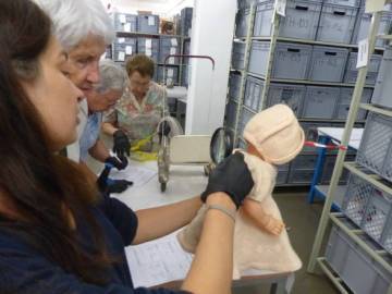 Présentation des réserves du musée du Jouet de Moirans-en-Montagne