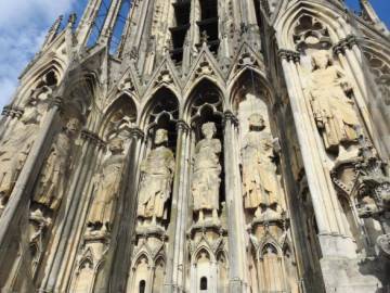 Cathédrale de Reims : la galerie des Rois à sécuriser