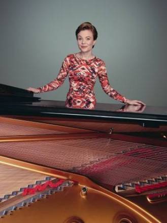 Clare Hammond-site.jpg