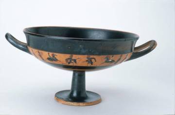 Coupe, terre cuite, peinte, vers 530 av JC, Rouen, musée des antiquités de la Seine-Maritime / Photo Deslandes Yohann