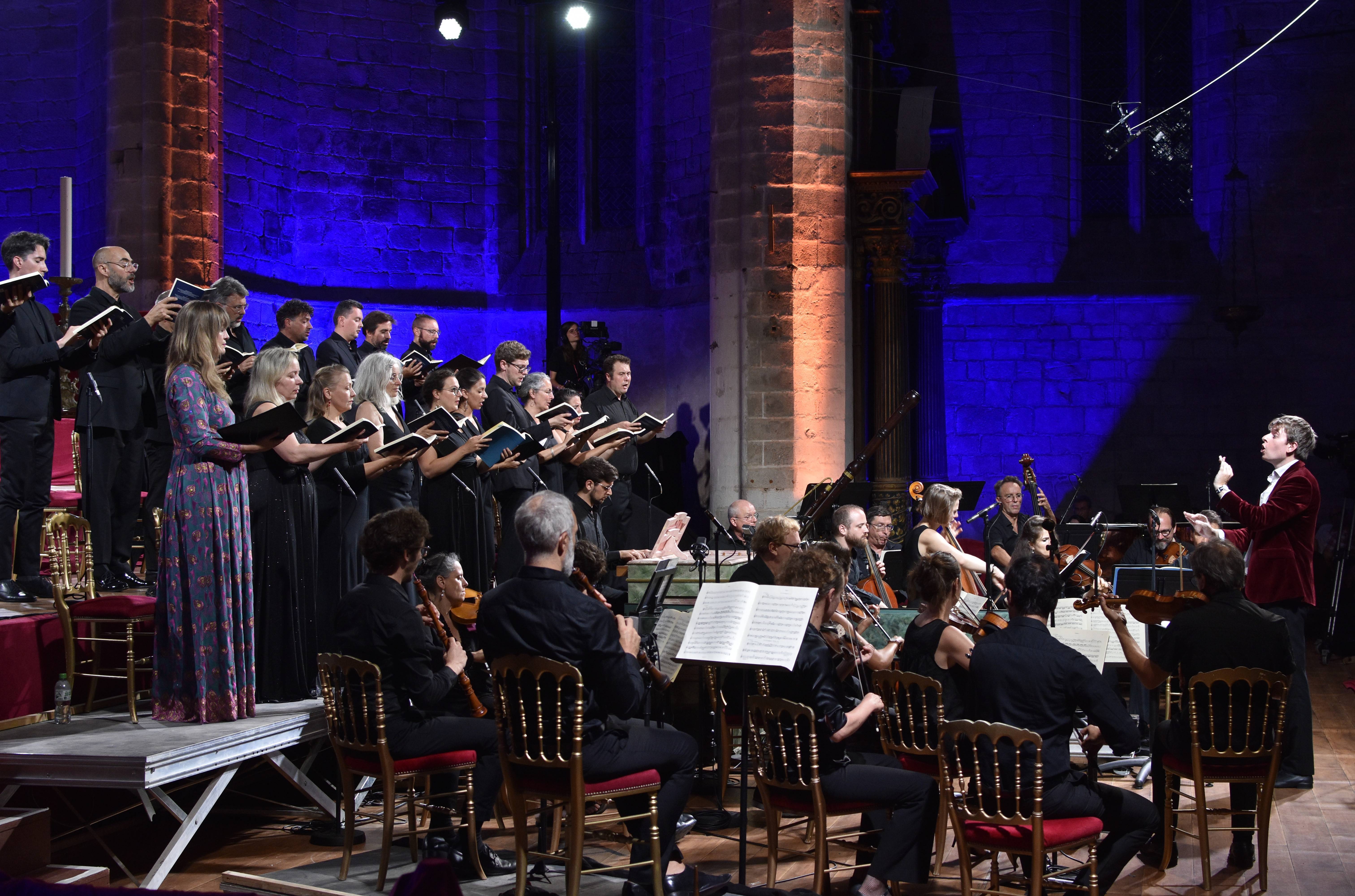 Vue latérale du chœur et de l’orchestre de la Chapelle harmonique