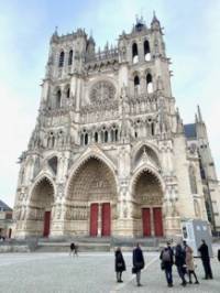 Cathedrale Amiens.jpg