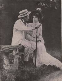 Edmond Rostand et Rosemonde Gérard © Villa Arnaga.jpg