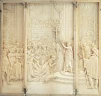 Anonyme (Dieppe), Le sacre de Napoléon, ivoire sculpté en bas et haut-relief, 1806-1807, Commercy, musée de la céramique et de l'ivoire (c) Céline Pierre
