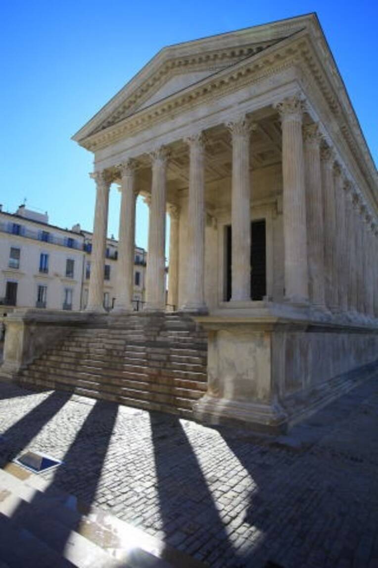 Maison Carrée Nîmes Ph. V Formica.jpg