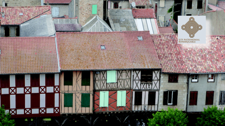 Vue de façades sur la commune de Mirepoix