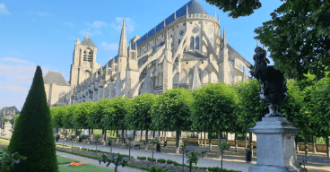 cathédrale de Bourges.png