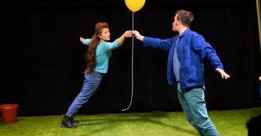 78 - Vive l'été - L'envol Çe Cirque - Le vertige de l'envers © Patrick Denis-site.jpg