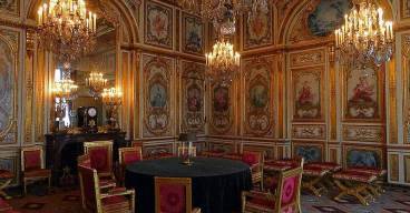 Fontainebleau, château, salon / Mbzt, Source : Wikimedia Commons