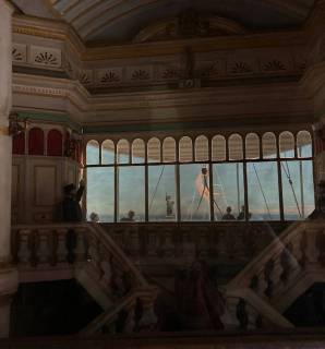 diorama exposé dans le socle de la réplique de la statue de la liberté - Musée des arts et métiers