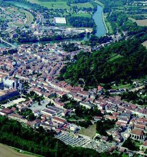 Vue aérienne de la commune de Saint-Mihiel