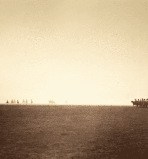 Camp de Châlons : manoeuvres de la cavalerie de la Garde impériale, par Gustave Le Gray, 1857 (C) Paris - Musée de l'Armée, Dist. RMN-Grand Palais / Christian Moutarde