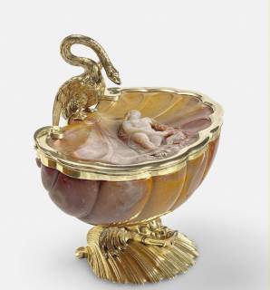 La coupe et le camée de Vénus et l'Amour © Musée du Louvre, dist RMN-GP, Hervé Lewandowski