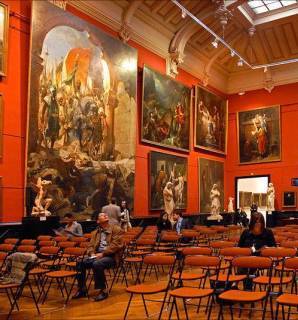 Toulouse, musée des Augustins, Le salon rouge / Source : Wikimedia commons