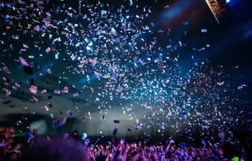 confetti-2571539_1280.jpg