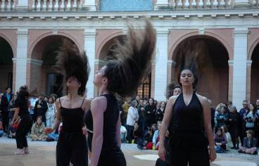 Blitz Us, performance des étudiants de l'Isdat et de l'Ifmi