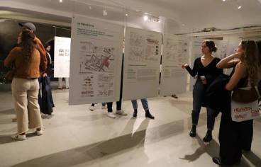 Présentation des projets lors de la remise des prix aux lauréats pour la 2e édition [Ré]inventer l’existant 2024 aux Récollets à Paris © DRAC Île-de-France