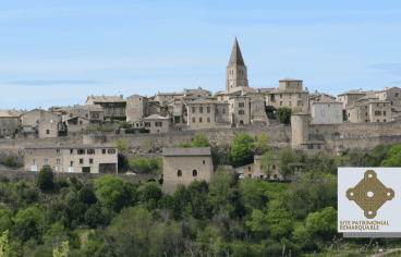 Vue d'ensemble de Puycelsi et Larroque