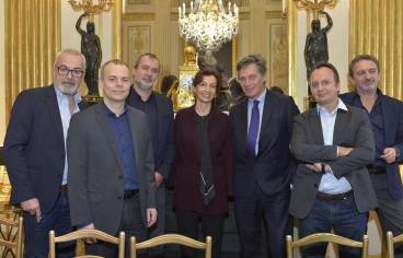 Signataires de l'accord entre M6 et les producteurs audiovisuels