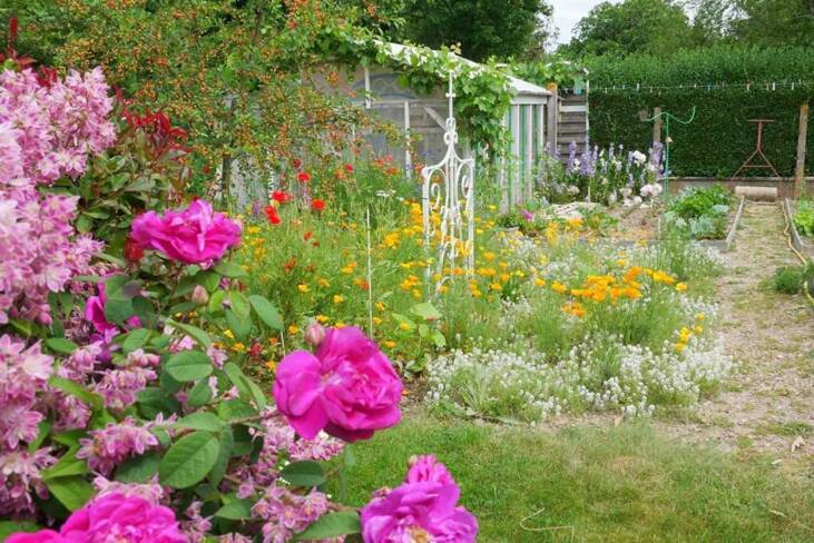 (28) Fontaine-la-Guyon : jardin de Jacques