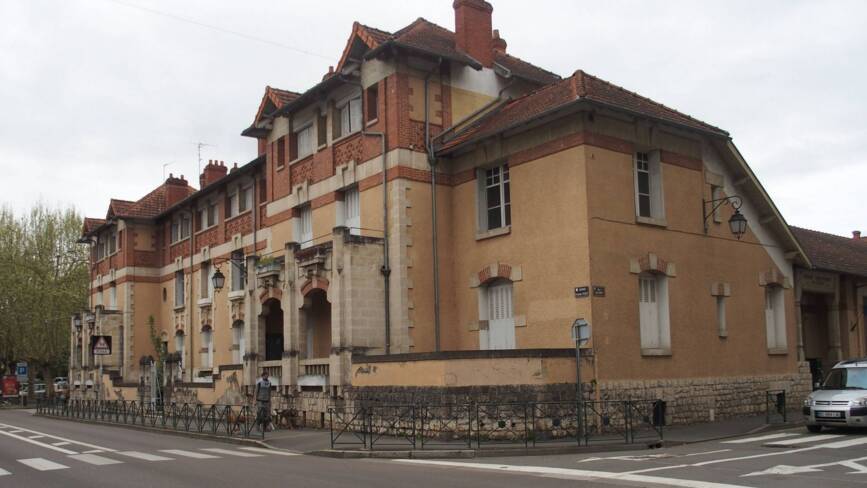 46_Figeac_ecole.JPG