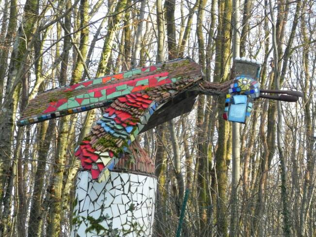 Un oiseau...