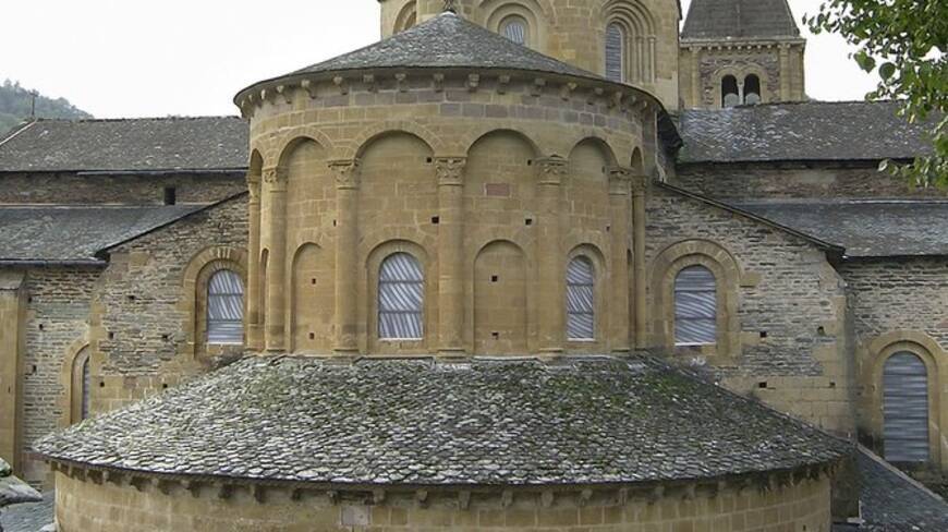 Vitraux de Pierre Soulages, abbatiale de Conques