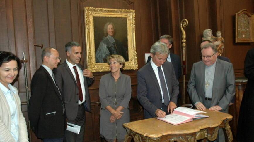 Signature de la convention