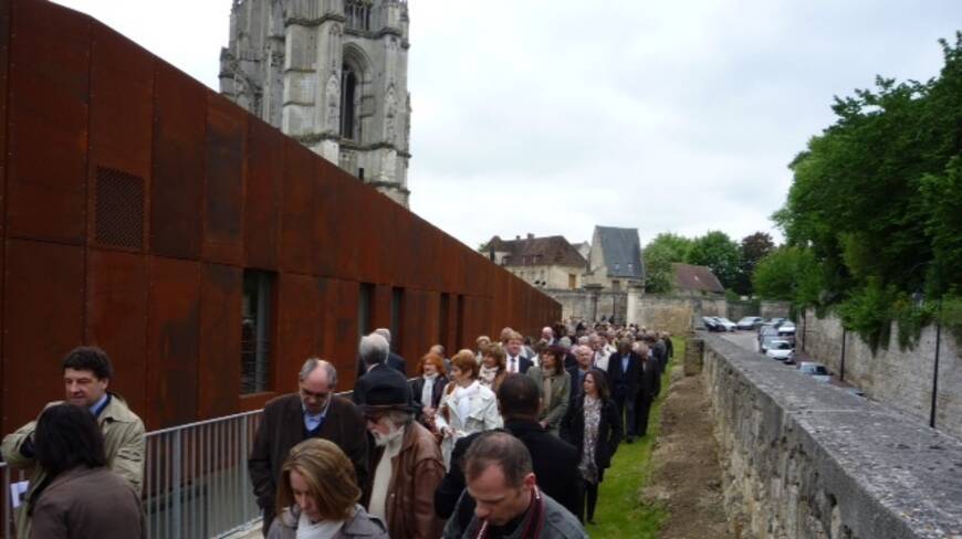 Arrivée devant l'entrée du CCEA